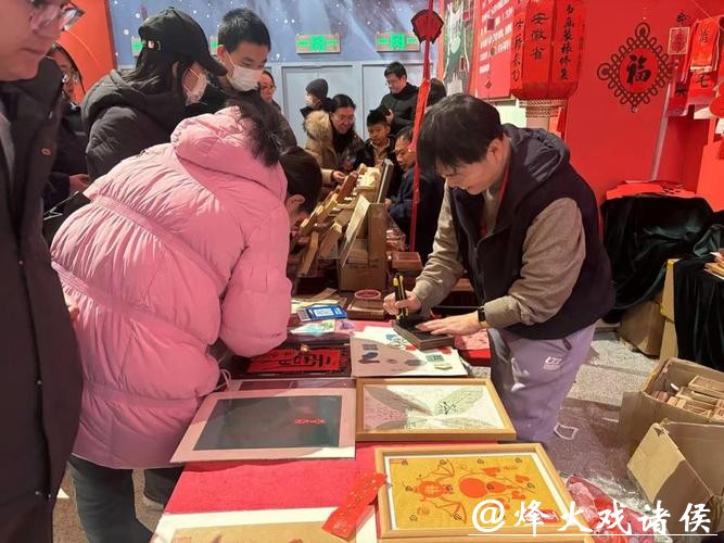 百余非遗项目齐聚在此，中国非遗馆“马”上过大年