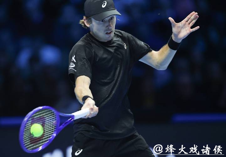 辛纳2-0德米纳尔 连续3年挺进年终总决赛争冠战